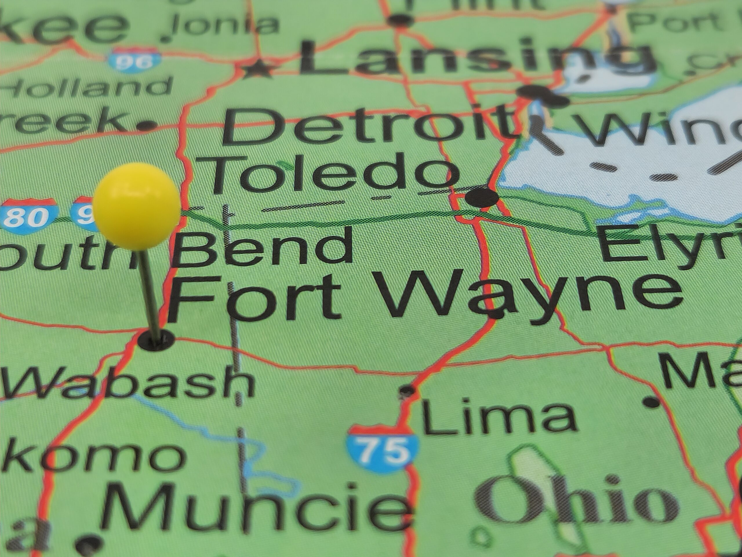 Yellow,Tack,On,Map,Of,Fort,Wayne,,Indiana.,This,Locality